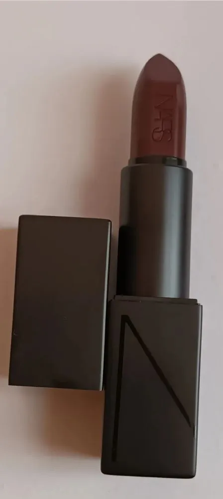 I absolutely love this shade Ingrid - It's a deep, dark