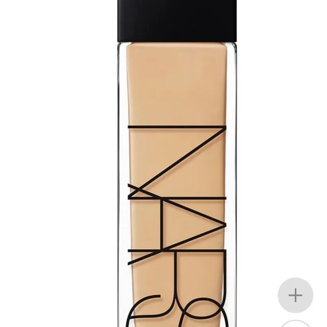 In love with this foundation. It feels so light and hydrated