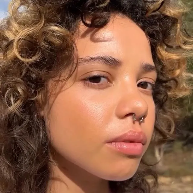 Created this natural glowy look on younger skin  -Nars light